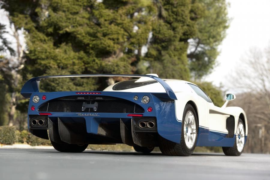  Maserati MC-12 2005 года  (фото 16 из 16)